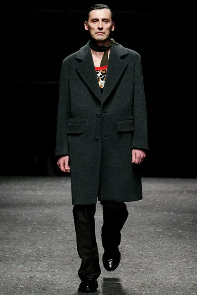 Look 21